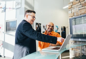 business-businessmen-discussion-2182981