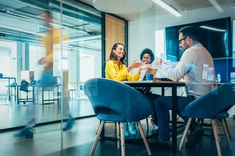 Comment mettre en place une stratégie de sales enablement efficace ?